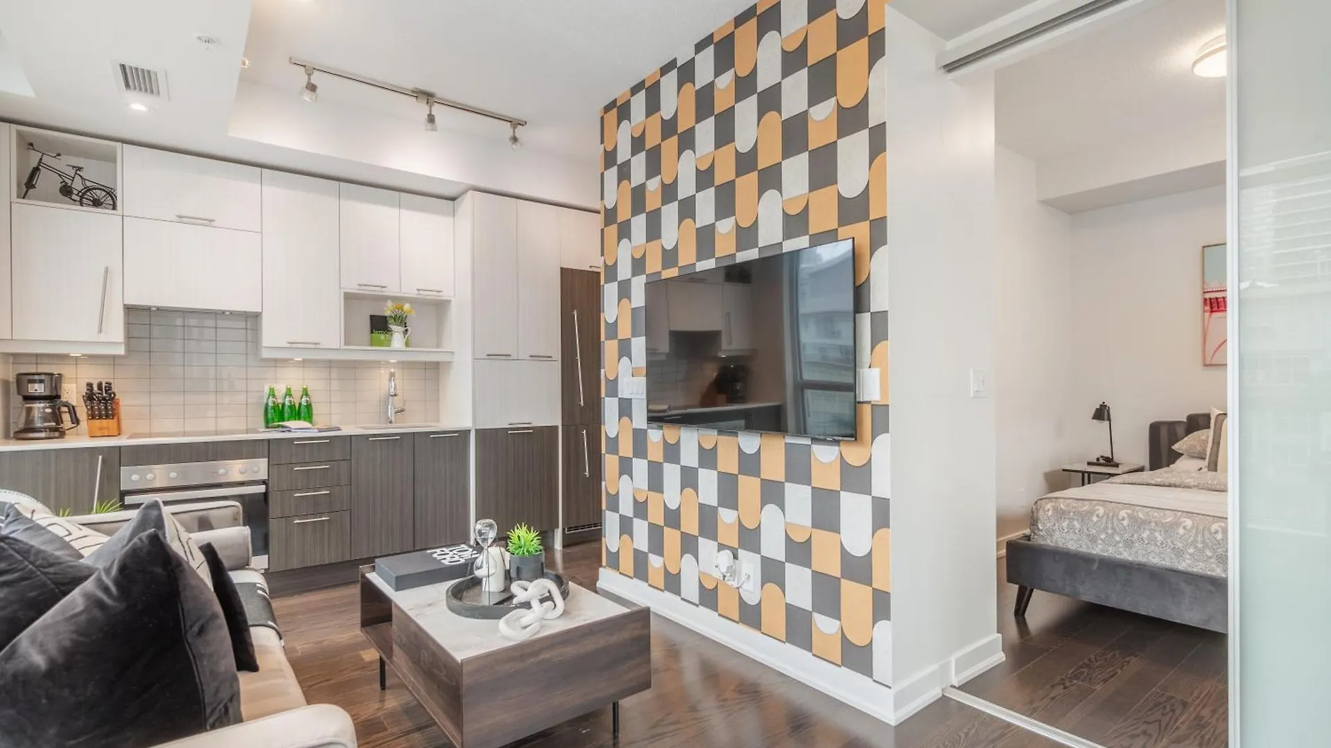 Designer Two Bedroom Suite. Toronto Apartmán