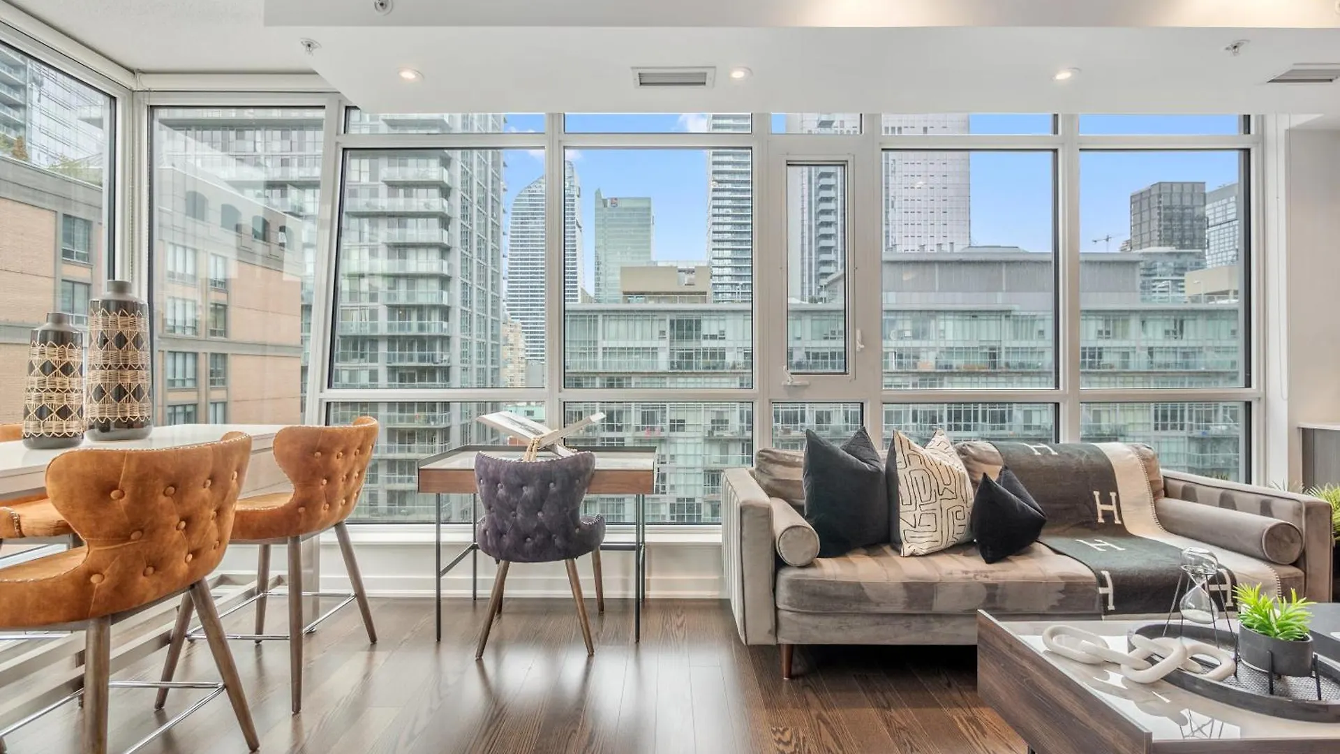 Apartmán Designer Two Bedroom Suite. Toronto